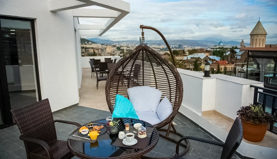 هتل تبلیسی این تفلیس